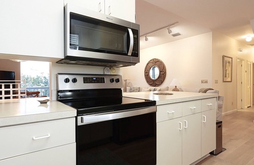 Sanibel House | Short Walk to The Beach! Anhinga House at Sea Oats