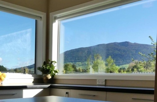 Turangi House | Show Pihanga - Turangi
