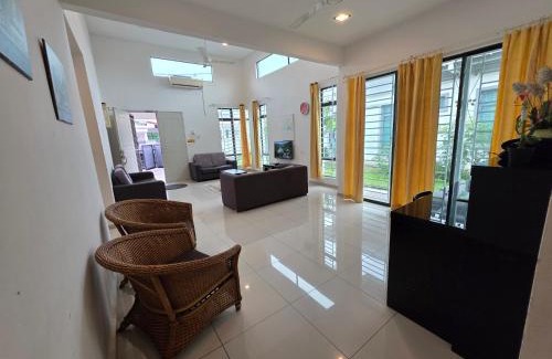 Rembia House | Siantan In Paya Rumput Near Std Hang Jebat, Sg Udang & UITM Lendu