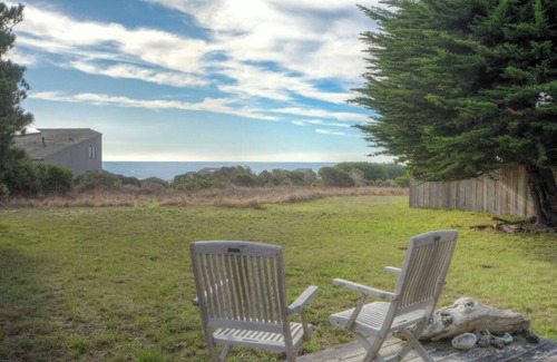Sea Ranch House | Sibley | Beautiful Ocean Views & Hot Tub!