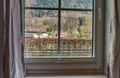 Hohenaschau im Chiemgau Apartment | Sicado-Loft vacation apartment 75 sqm, open-plan living room and bedroom, terrace