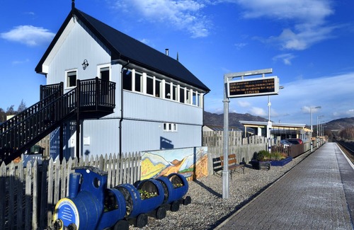 Newtonmore Cottage | SIGNAL BOX, character holiday cottage, with open fire in Newtonmore