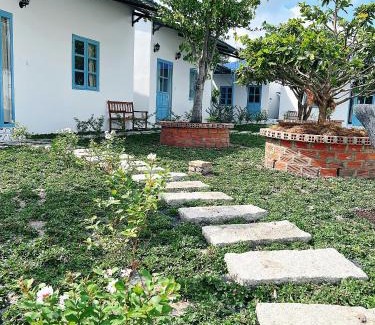 Hiep Ninh House | SIGNATURE by LAZÁNIA