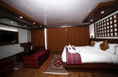 Pelling Hotel | Sikkim Tourist Centre
