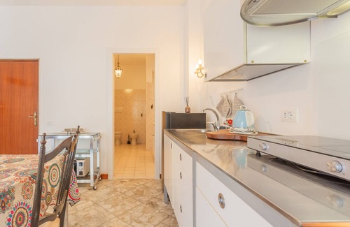 Bari City Centre Apartment | Silver Apartment by Wonderful Italy