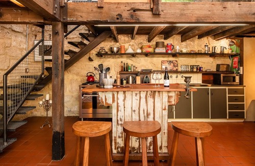 South Fremantle House | Silver Street Studio - Creative, Eclectic, Artistic, Retreat: Perfect getaway!
