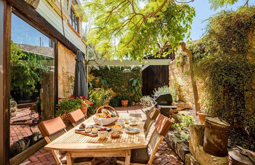 South Fremantle House | Silver Street Studio - Creative, Eclectic, Artistic, Retreat: Perfect getaway!