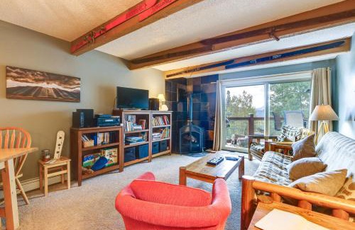 Mountain Country Apartment | Silverthorne Condo with Lake Views 10 Mi to Skiing!