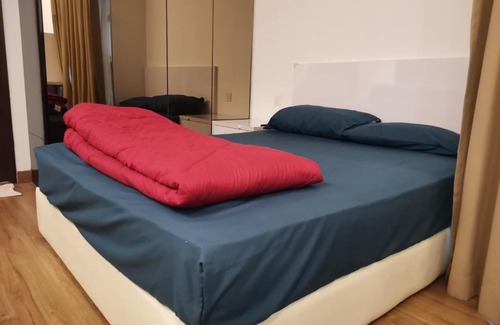 Seri Kembangan Apartment | Simfoni Tower Balakong with 100mbps wifi and Netflix