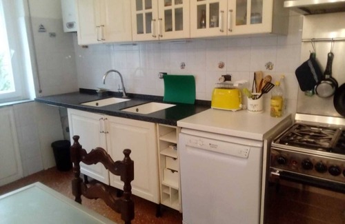 Rivarolo Ligure Apartment | Simple and essential apartment not far from the center