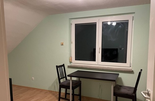 Reutlingen-Sickenhausen Apartment | Simple attic apartment with pantry kitchen NO SHOWER NO SHOWER