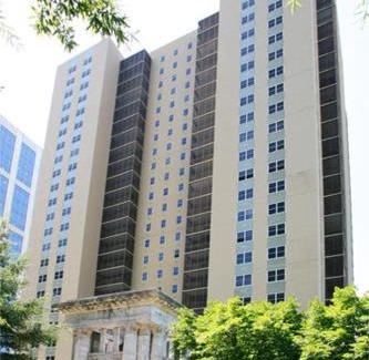 Downtown Atlanta Apartment | Simple Beauty Downtown Condo Sleeps 4 (14N)