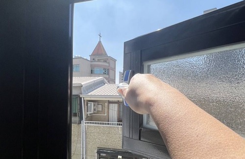 East District Bed & Breakfast | simple life house