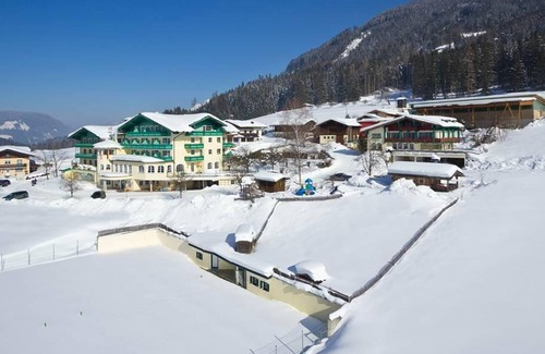 Sankt Martin am Tennengebirge Hotel | Single room with shower, WC - Wohlfühlhotel Martinerhof