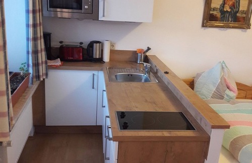Bad Reichenhall Apartment | Single apartment Lattengebirge, 33sqm, combined living/sleeping area, balcony
