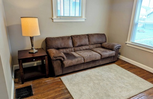 Near East Columbus House | Single family home. 2 bed, 1 bath. Month to month fully furnished. Pets ok.