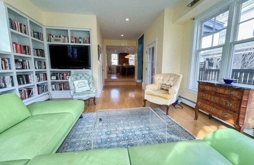 Agassiz Apartment | Single Family Home Near Harvard