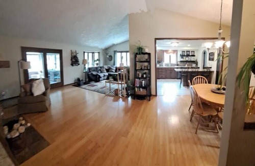 Larsen House | Single Family House in a quiet, friendly subdivision with a park near.