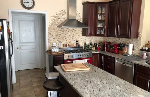 Perkasie House | SINGLE HOME IN BUCKS - CLOSE TO DOYLESTOWN, HIGHWAYS, 1HR TO PHL 1.5HRS TO NYC