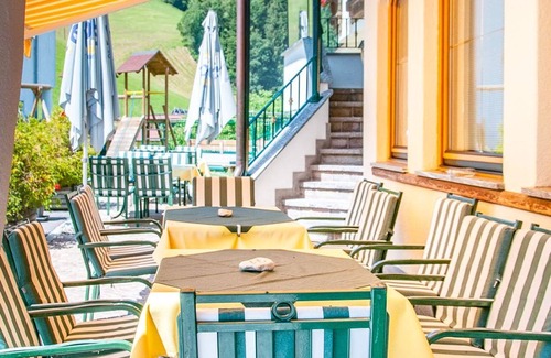 Kolsassberg Cottage | Single room next door - Hotel Pension Jägerhof KG