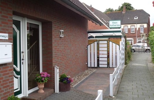 Emden Bed & Breakfast | Single room, shower, toilet - Bastan - house Katharina