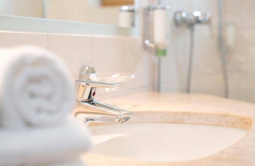 Puch bei Hallein Hotel | Single room with shower, WC - Kirchenwirt, Hotel Gasthof