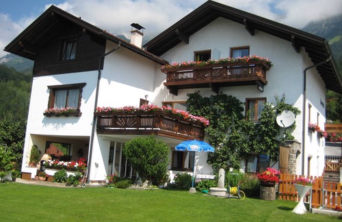 Thaur Apartment | Single room with shower and toilet 3 - Gästehaus Sonnenheim