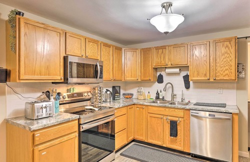 Fairborn House | Single-Story Home in Fairborn w/Yard & Patio!