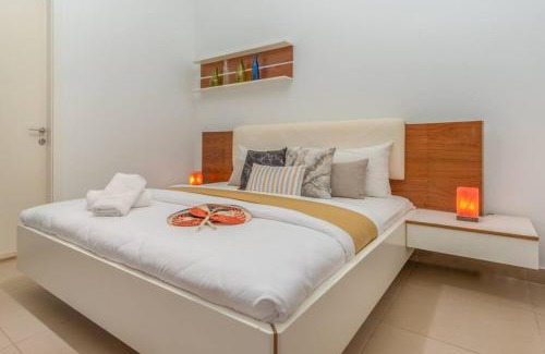 Gemmayzeh Apartment | Sirene 1-BR Apt, Pool & Gym in Gemmayze