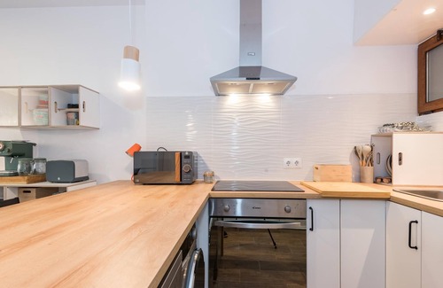 Sitges Town Center Apartment | Sitges Spaces Deluxe Center Studio-Modern and centrally located!