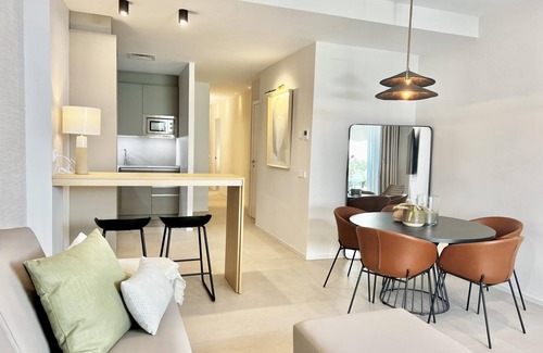Sitges Town Center Apartment | Sitges Spaces Garden Oasis - 3 Bedroom/2 Bath/Garden- Sleeps 7 (5+2)