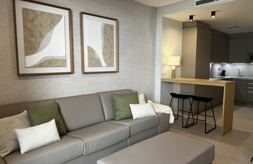 Sitges Town Center Apartment | Sitges Spaces Garden Oasis - 3 Bedroom/2 Bath/Garden- Sleeps 7 (5+2)
