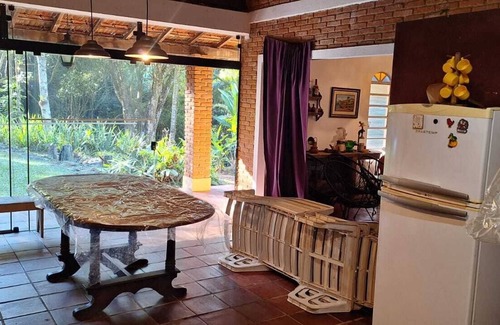 Tuiuti House | Sítio Recanto da Cascata - a place for you to relax with the noise of the water
