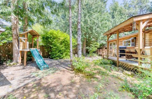 Manzanita House | Sitka by the Sea - Meredith Lodging