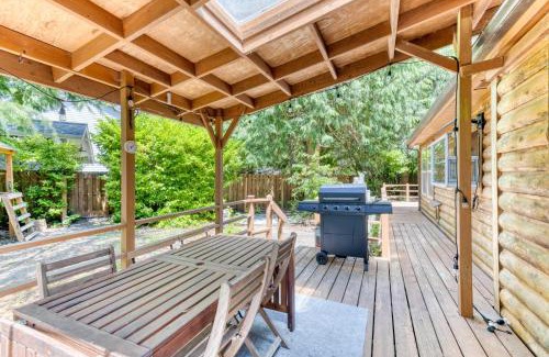 Manzanita House | Sitka by the Sea - Meredith Lodging
