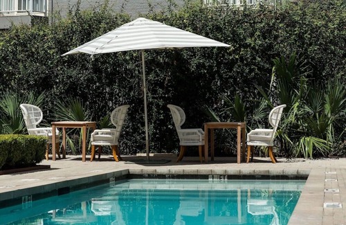 West Campus Hotel | Situated merely one mile from the University of Texas, this historic establishme