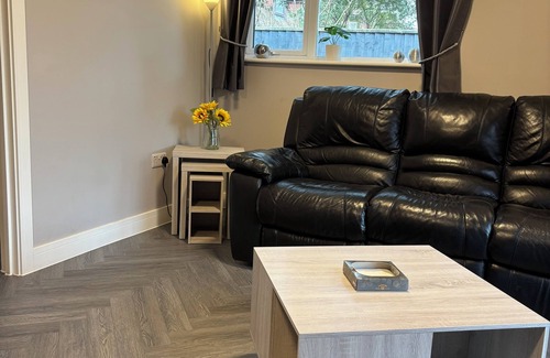 Poole House | Situated within a short drive to Poole or Bournemouth