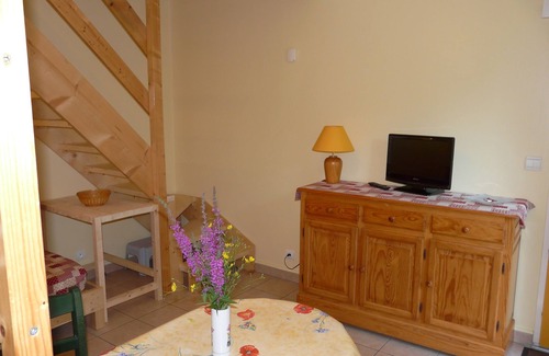 Annecy-le-Vieux Apartment | Situation Remarquable au Bord de la Nature Tout en Étant Dans Annecy