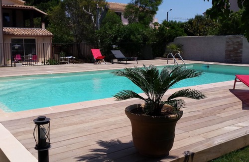Six-Fours-les-Plages Apartment | Six Fours beaches, T3 65m², charming, pool, sea walk