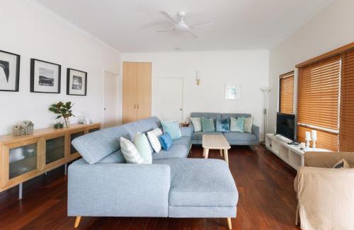 Yamba Apartment | Six River - LJHooker Yamba