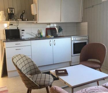 Ballstad Resort | Sjøstrand Rorbuer v Børge Iversen AS