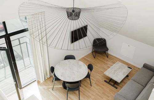 Lidingo Apartment | SK67 Modern and bright Loft with free Parking