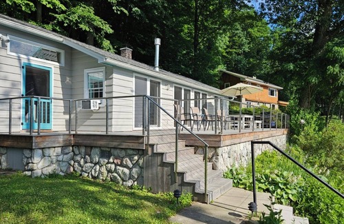 Town of Sempronius House | Skaneateles Lakefront Getaway