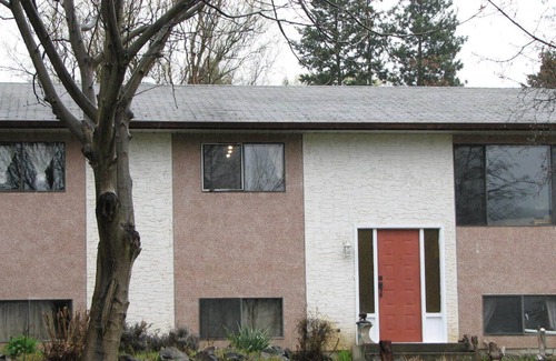 Vernon House | Ski 3 of BC's top mountains from 1 location while staying a lovely 3 bedroom house!