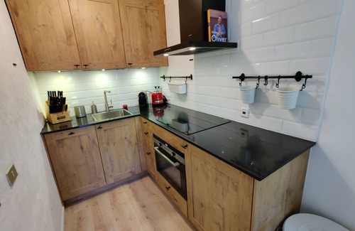Cervinia Apartment | Ski chalet Cervinia Martino e Bassi ski-in-ski-out 6 persons sunny balcony wifi