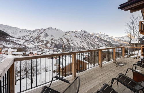 Saint-Martin-de-Belleville Ski Chalet | Ski-in chalet with Nordic bath and hammam, 12-14 ppl
