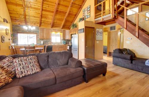 Pinetop-Lakeside House | Ski, Hike and Relax Forest-View Sanctuary!