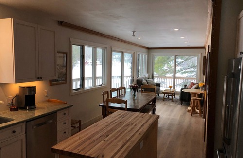 Ludlow House | Ski House on Lake Rescue, 3.5 Miles from Okemo