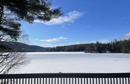 Ludlow House | Ski House on Lake Rescue, 3.5 Miles from Okemo