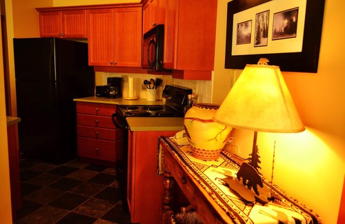 Salt Lake Mountain Resorts Condo | Ski In and Ski Out 2 Bedroom & 2 Bathroom at BeautifulSolitude Mountain Resort